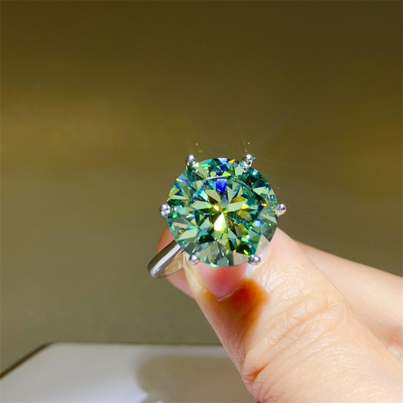 Women's 925 Silver Moissanite Six-Claw Ring, Large Carat Design